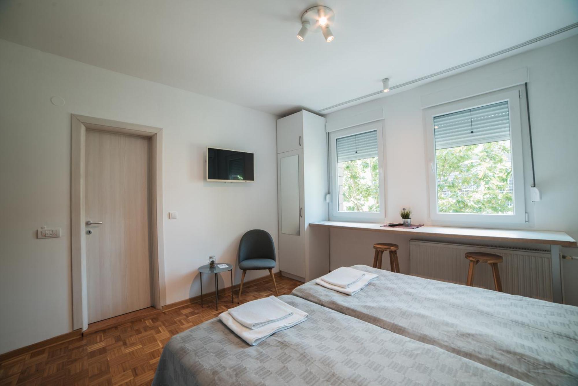 Arena East Apartment Belgrado Esterno foto